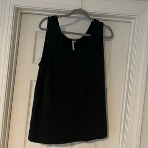 Lulu-B black solid tank top